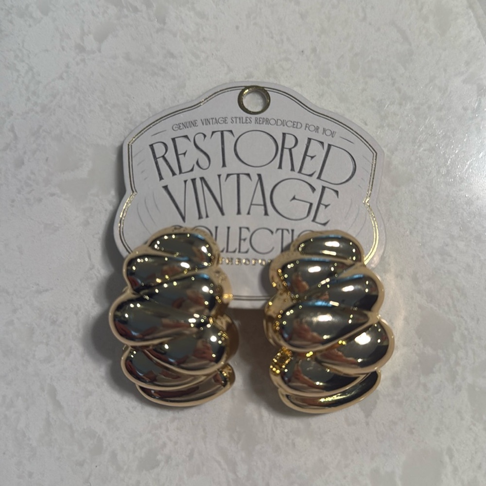 NWT $54 Anthropology earrings Restored vintagege collection Gold plated